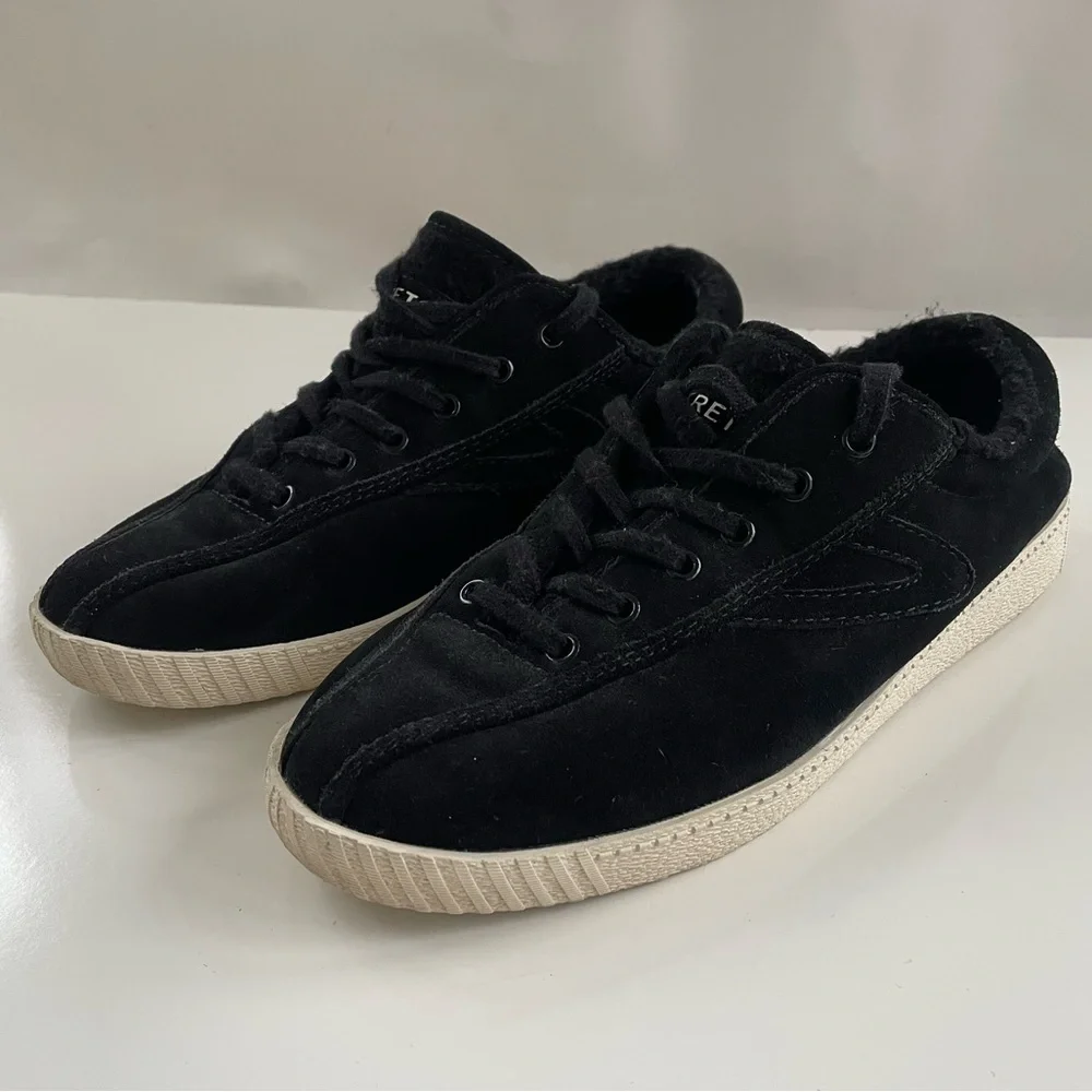 TRETORN Tretorn Nylite 35 Plus Suede Faux Fur Lined Sneaker Size 9.5